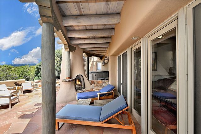 1244 N Summit, Santa Fe, NM 87501