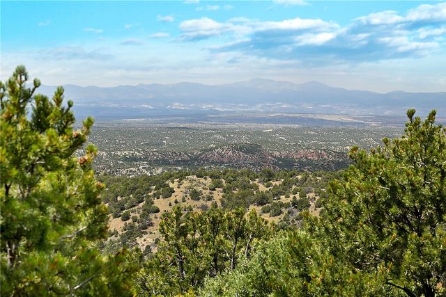 1244 N Summit, Santa Fe, NM 87501