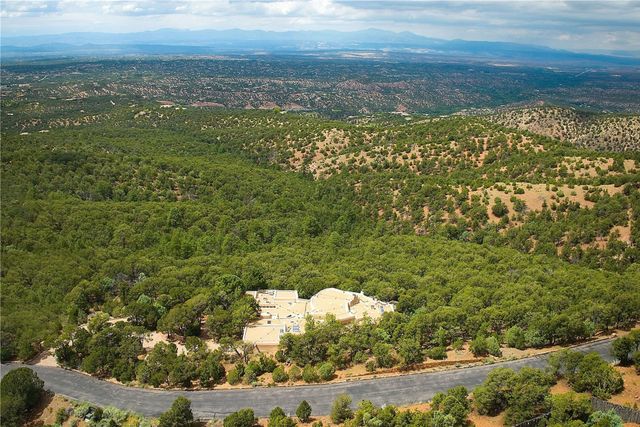 1244 N Summit, Santa Fe, NM 87501