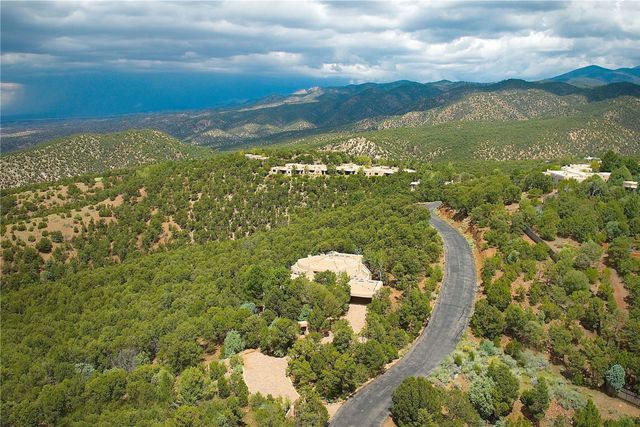 1244 N Summit, Santa Fe, NM 87501