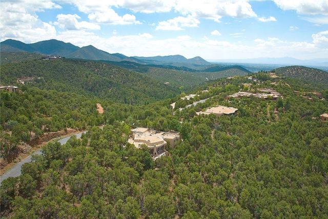 1244 N Summit, Santa Fe, NM 87501