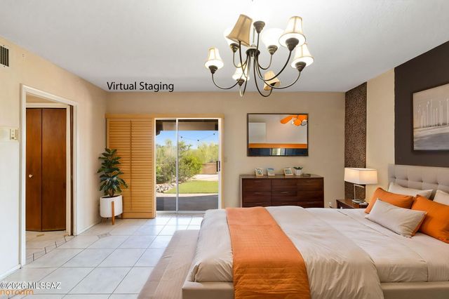 3770 N Knollwood Circle, Tucson, AZ 85750