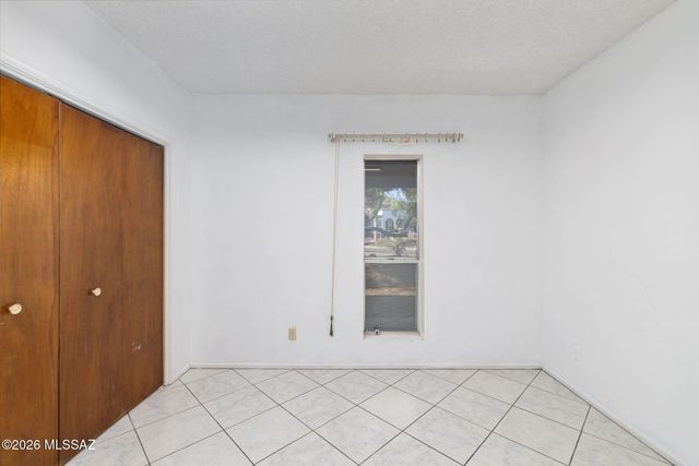 3770 N Knollwood Circle, Tucson, AZ 85750