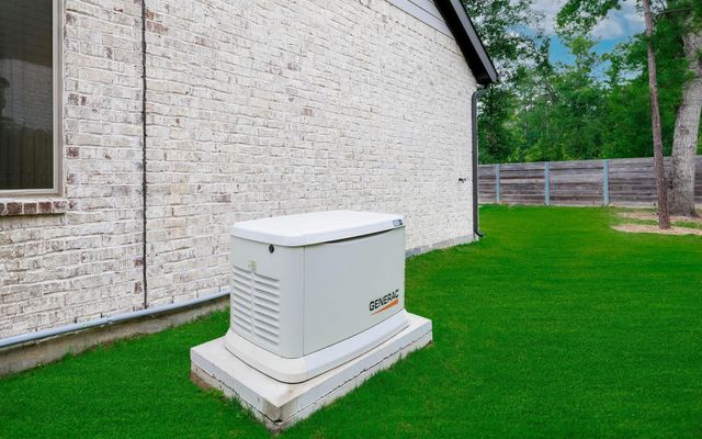 17155 Crimson Crest Drive, Conroe, TX 77302