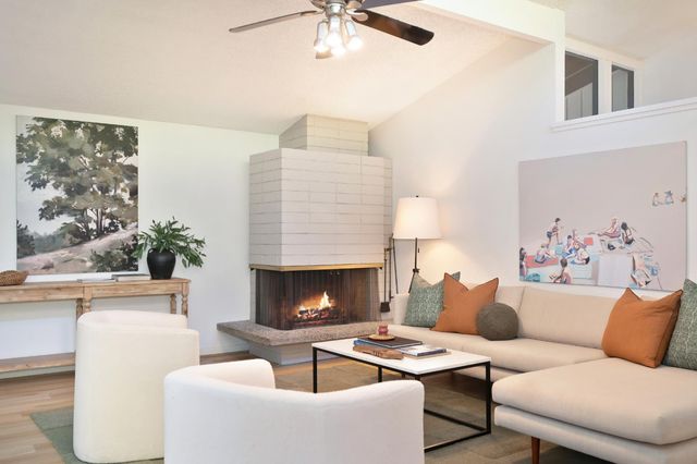 2028 Clearfield Way, Carmichael, CA 95608