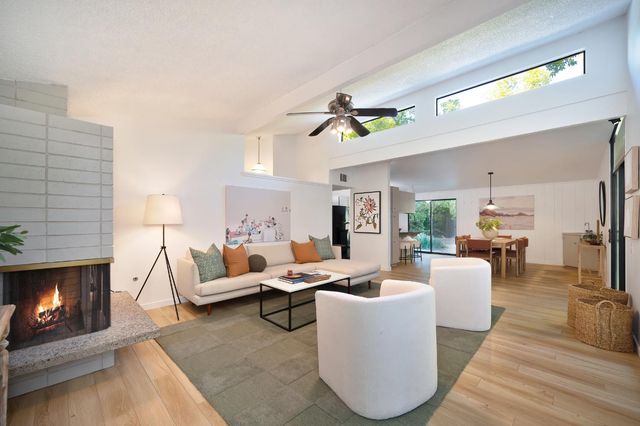 2028 Clearfield Way, Carmichael, CA 95608