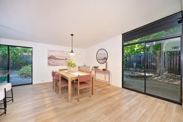 2028 Clearfield Way, Carmichael, CA 95608