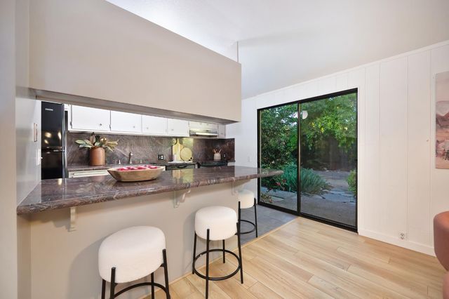 2028 Clearfield Way, Carmichael, CA 95608