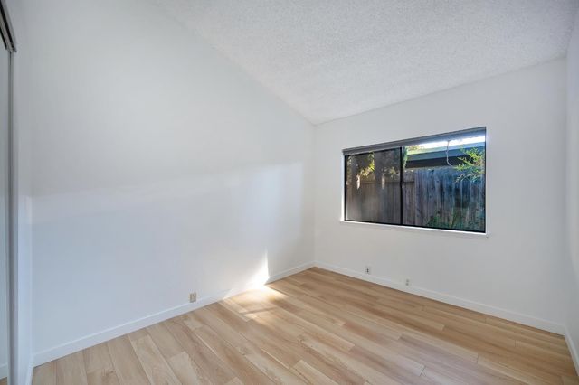 2028 Clearfield Way, Carmichael, CA 95608