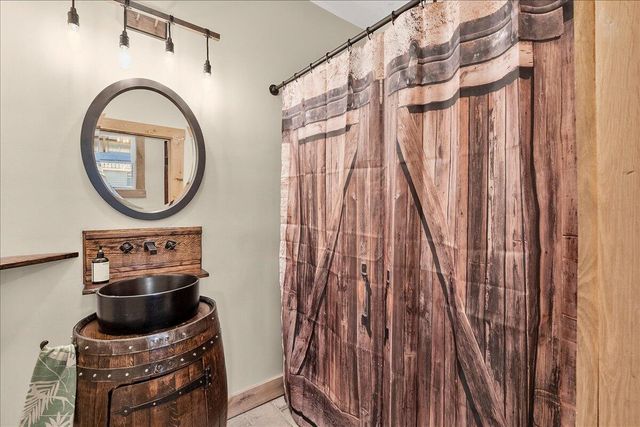 221 E Woodford Street, Lawrenceburg, KY 40342