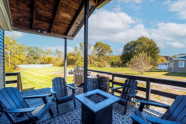 221 E Woodford Street, Lawrenceburg, KY 40342