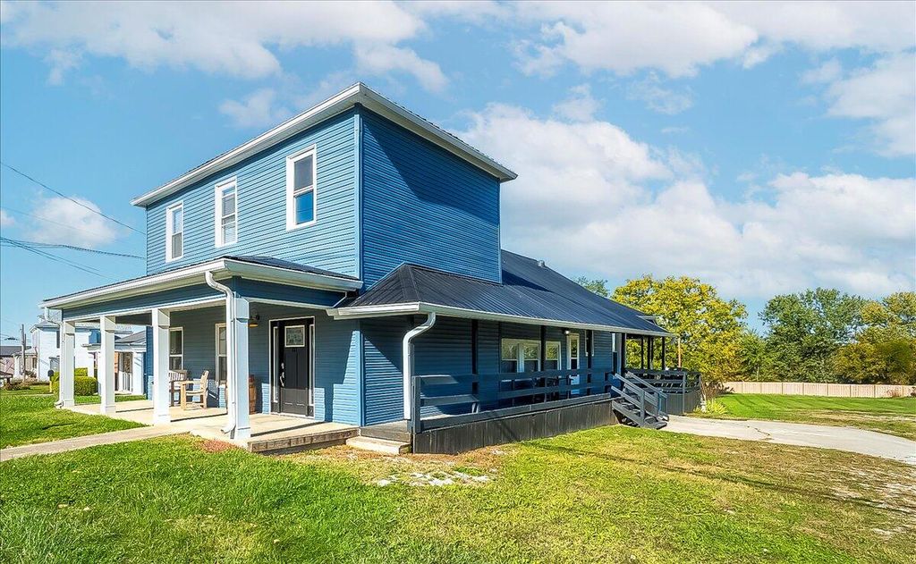 221 E Woodford Street, Lawrenceburg, KY 40342