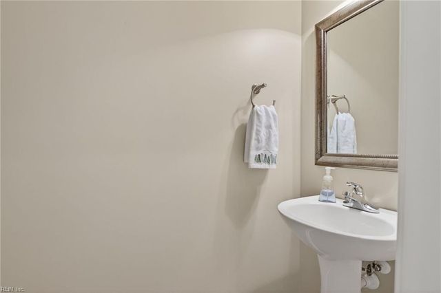 4513 Plumstead DR, Virginia Beach, VA 23462