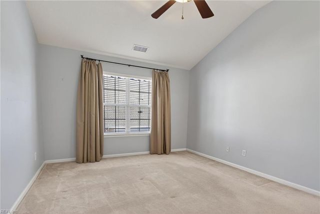 4513 Plumstead DR, Virginia Beach, VA 23462