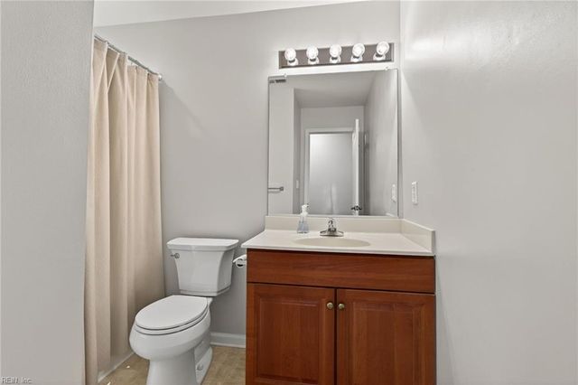 4513 Plumstead DR, Virginia Beach, VA 23462