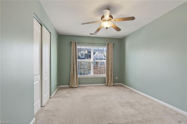 4513 Plumstead DR, Virginia Beach, VA 23462