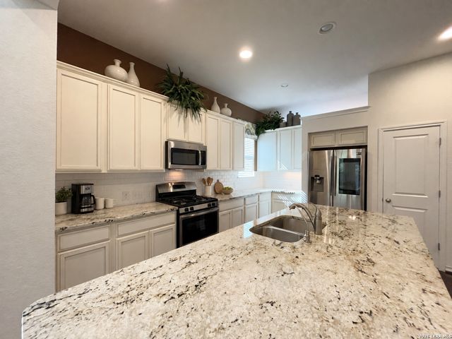 3793 Lariat Drive, Bulverde, TX 78163