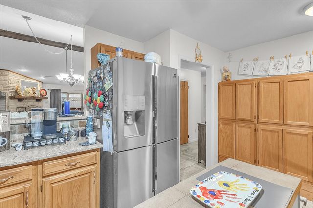 33 Oaks PL, Lago Vista, TX 78645