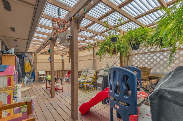 33 Oaks PL, Lago Vista, TX 78645