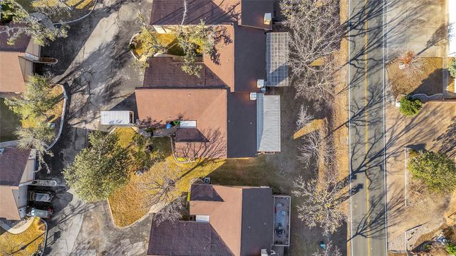 33 Oaks PL, Lago Vista, TX 78645