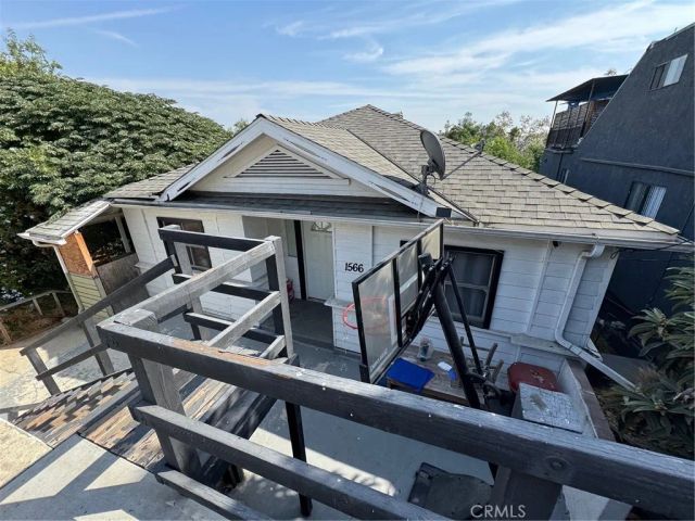 1566 Rollins, Los Angeles, CA 90063
