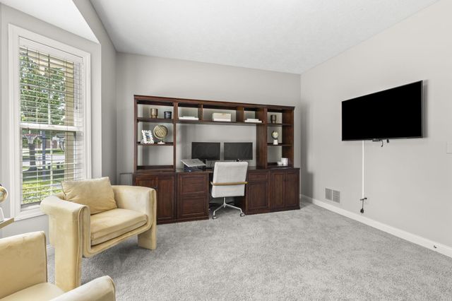 3203 Mccammon Chase Drive, Lewis Center, OH 43035
