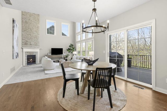 3203 Mccammon Chase Drive, Lewis Center, OH 43035