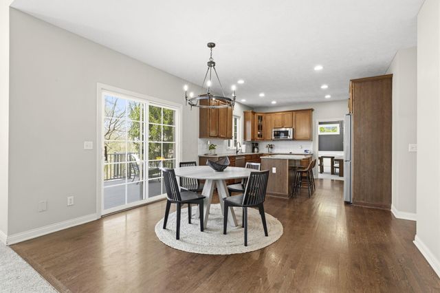 3203 Mccammon Chase Drive, Lewis Center, OH 43035