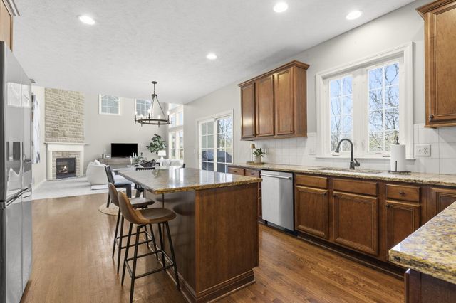 3203 Mccammon Chase Drive, Lewis Center, OH 43035