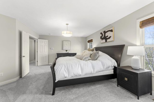 3203 Mccammon Chase Drive, Lewis Center, OH 43035