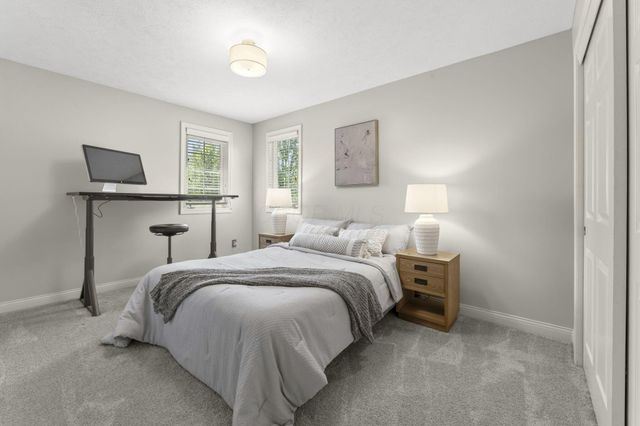 3203 Mccammon Chase Drive, Lewis Center, OH 43035