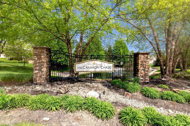 3203 Mccammon Chase Drive, Lewis Center, OH 43035