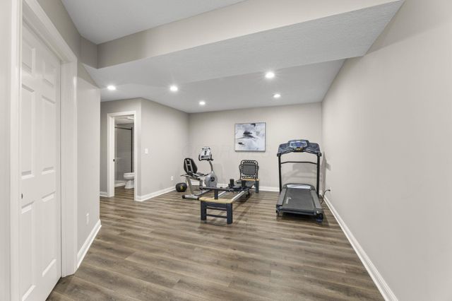 3203 Mccammon Chase Drive, Lewis Center, OH 43035