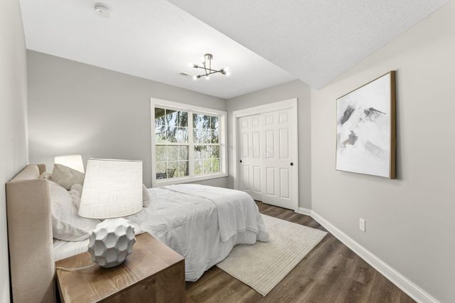 3203 Mccammon Chase Drive, Lewis Center, OH 43035