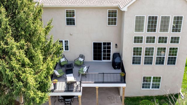 3203 Mccammon Chase Drive, Lewis Center, OH 43035