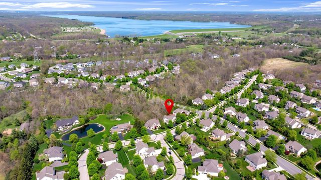 3203 Mccammon Chase Drive, Lewis Center, OH 43035