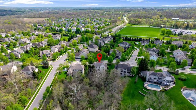 3203 Mccammon Chase Drive, Lewis Center, OH 43035