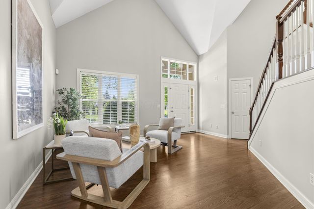 3203 Mccammon Chase Drive, Lewis Center, OH 43035