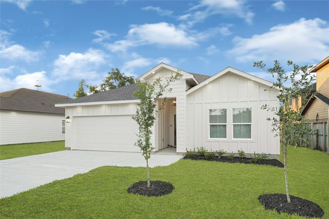 8221 Tareyton Lane, Houston, TX 77075