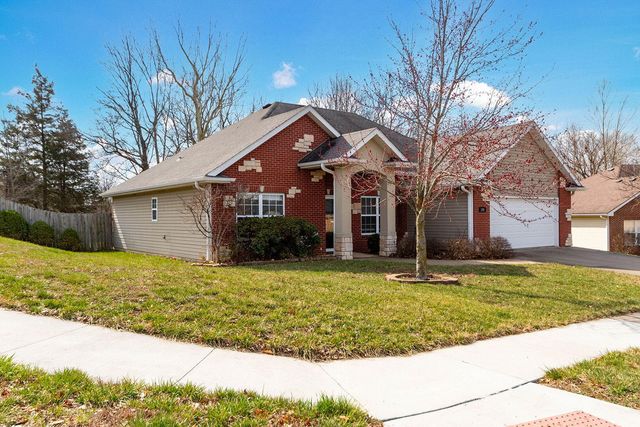 100 SEA EAGLE DR, Columbia, MO 65202