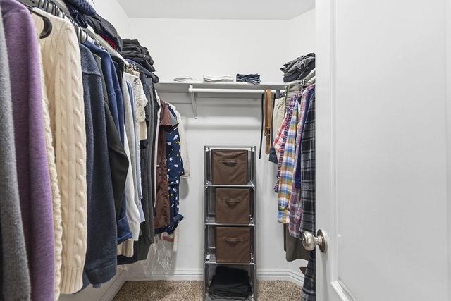 100 SEA EAGLE DR, Columbia, MO 65202