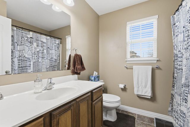 100 SEA EAGLE DR, Columbia, MO 65202