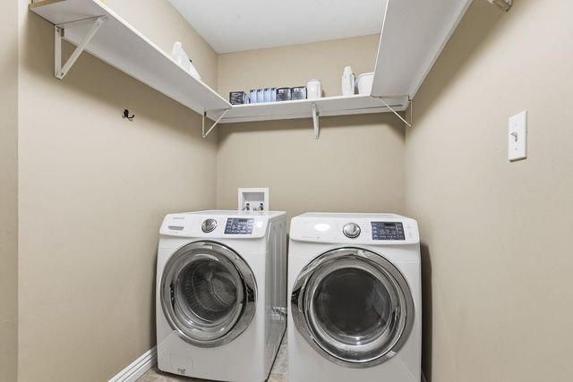 100 SEA EAGLE DR, Columbia, MO 65202