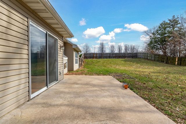 100 SEA EAGLE DR, Columbia, MO 65202