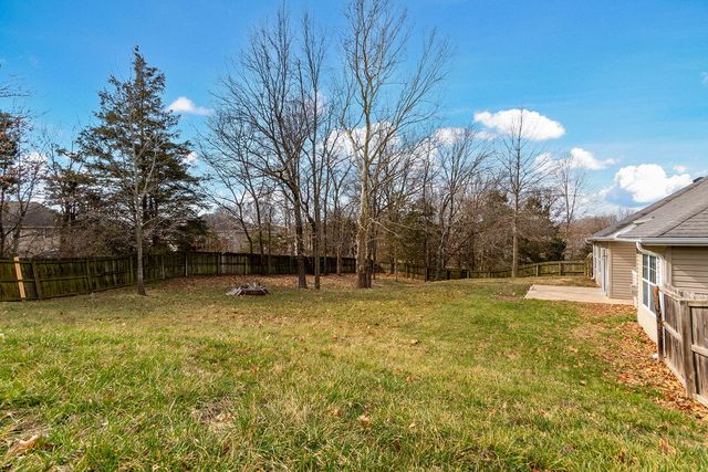 100 SEA EAGLE DR, Columbia, MO 65202