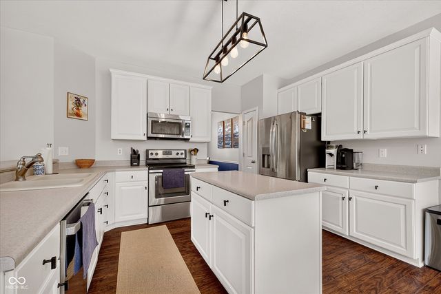 7 E Wisteria Way, Westfield, IN 46074