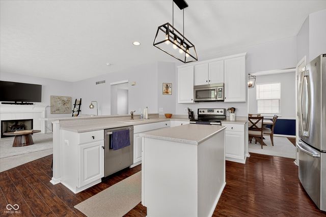 7 E Wisteria Way, Westfield, IN 46074
