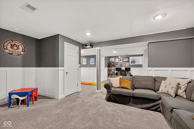 7 E Wisteria Way, Westfield, IN 46074