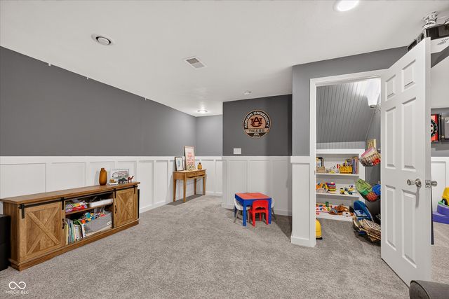 7 E Wisteria Way, Westfield, IN 46074