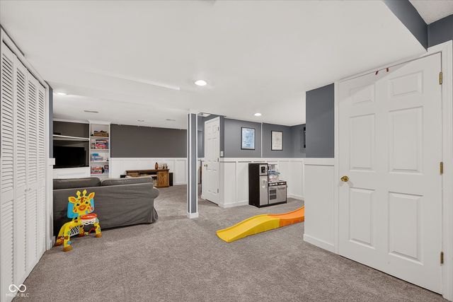 7 E Wisteria Way, Westfield, IN 46074